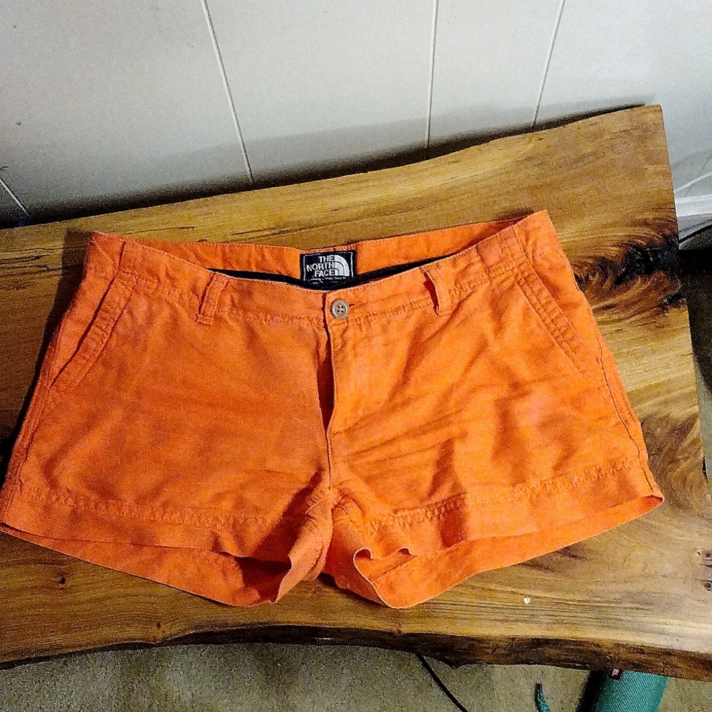 The North Face linen shorts size 6